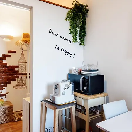 Apartment Guesthost - Le Viole Matte - Immerso Nel Con Vista Mare